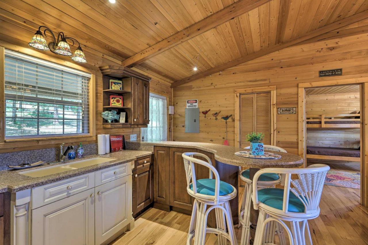 House With Dock And Slide Situated On Lake Sinclair! Sparta 외부 사진