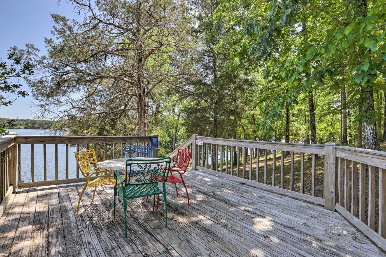 House With Dock And Slide Situated On Lake Sinclair! Sparta 외부 사진