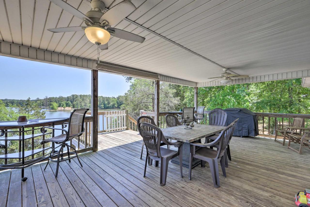 House With Dock And Slide Situated On Lake Sinclair! Sparta 외부 사진