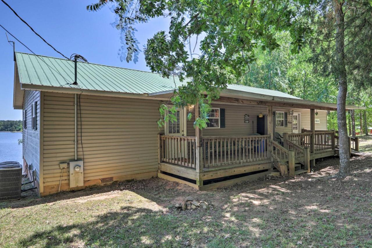 House With Dock And Slide Situated On Lake Sinclair! Sparta 외부 사진